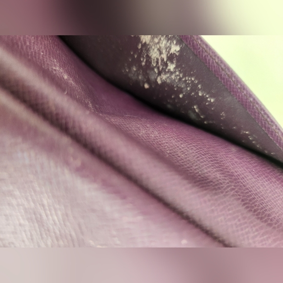 Louis Vuitton EPI Wallet. Gorgeous Color Combo-Striking Yellow And Purple! - Picture 13 of 15